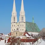 Hotel Zum Kloetzelmoench *