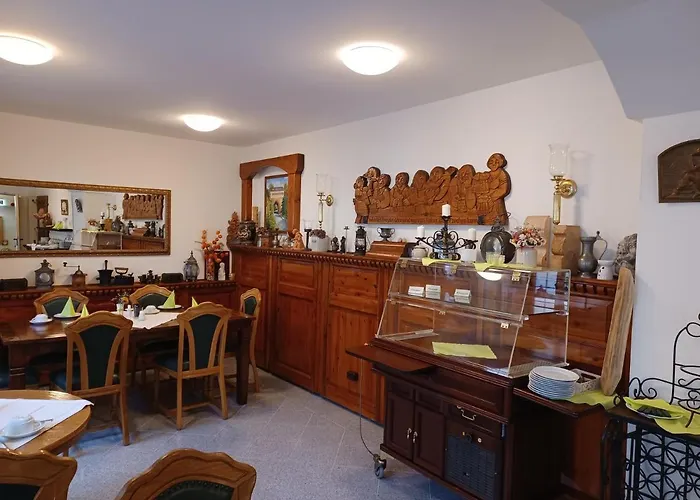 Zum Kloetzelmoench Hotel *